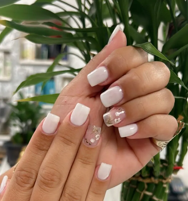 Milly Dominican Hair Salon — Beauty salon in Hialeah